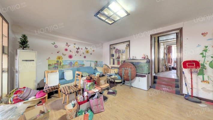 空中花园二手房实景图