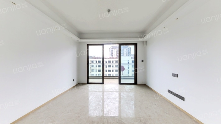 美的爱情云筑二手房实景图