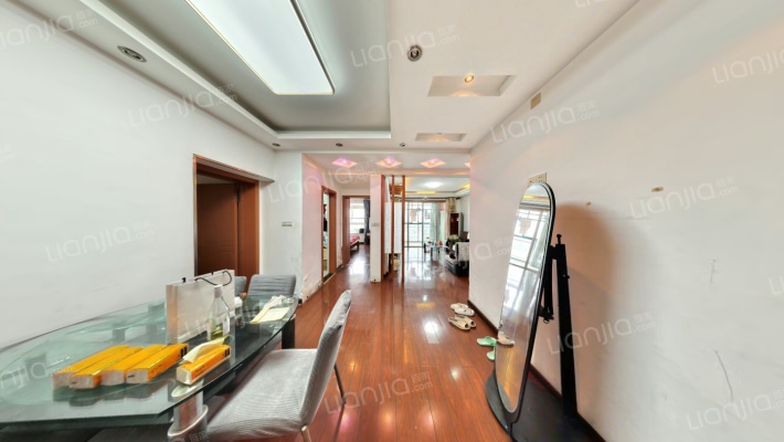 宝盛花园二手房实景图