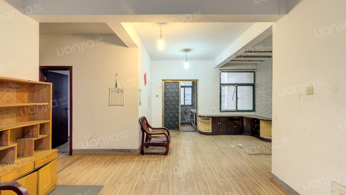 新东街小区二手房实景图