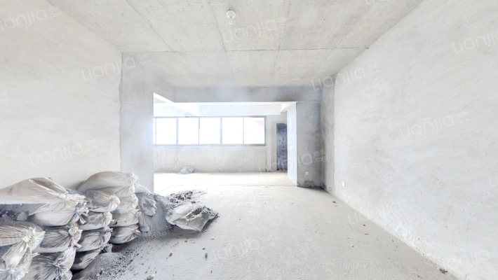 迎新佳苑二手房实景图