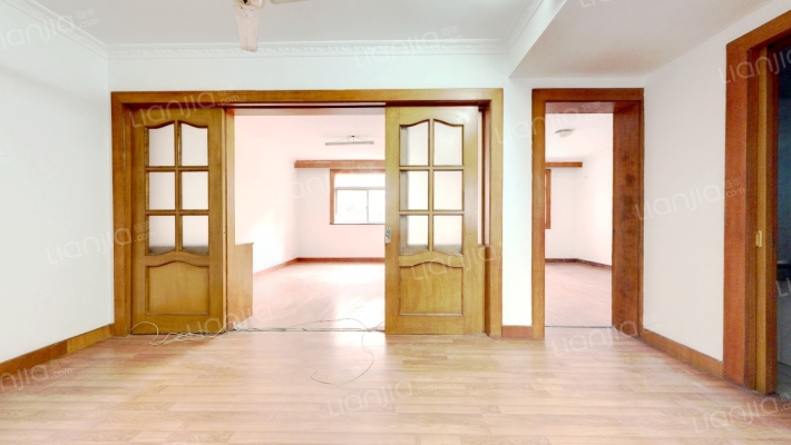 宝城小区二手房实景图