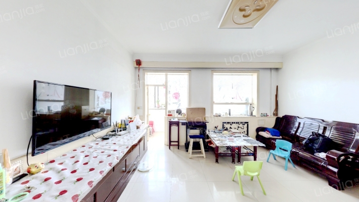 银行学校宿舍二手房实景图