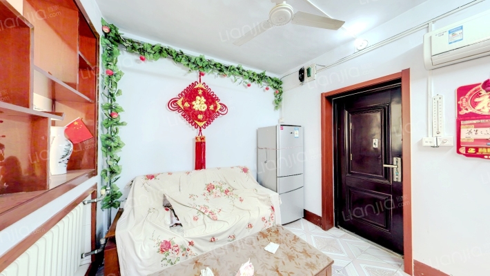 桃花山小区二区二手房实景图