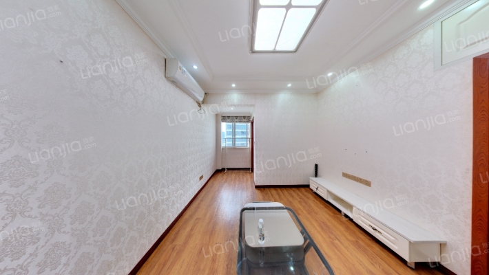 志龙鸿馆二手房实景图