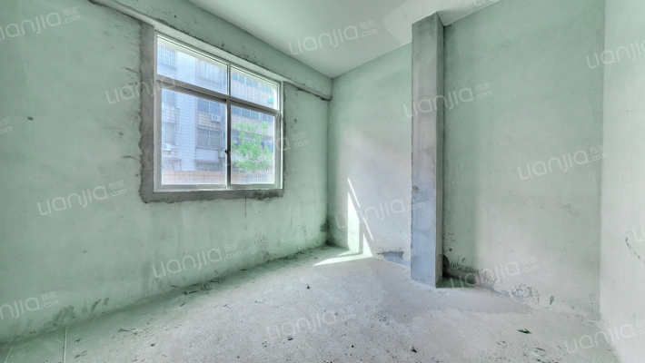 致尚诚楼二手房实景图