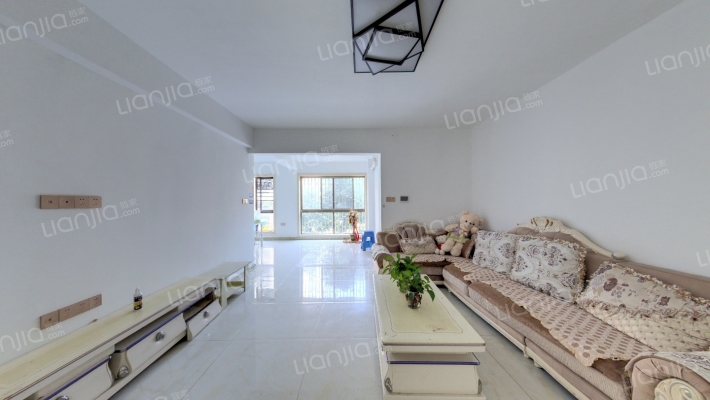 蔚蓝海岸二手房实景图