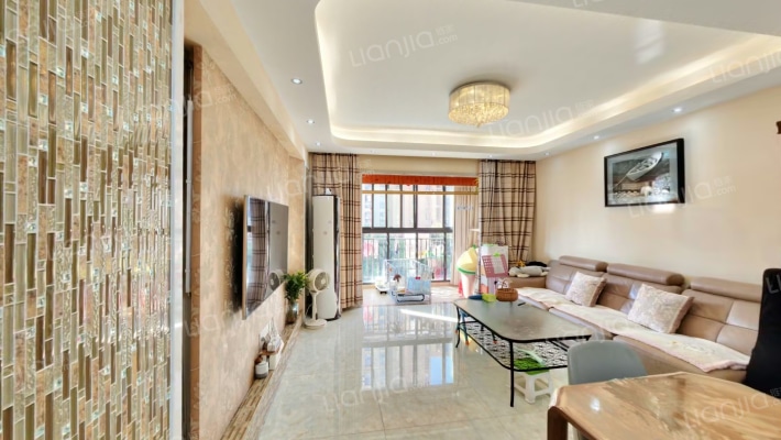 维科拉菲庄园二手房实景图