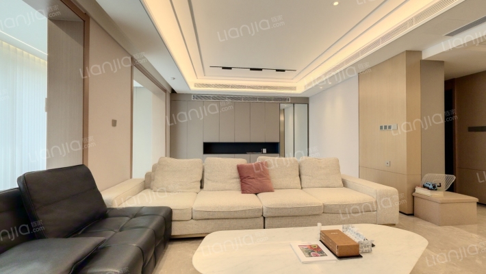 万科翡翠国宾D地块二手房实景图