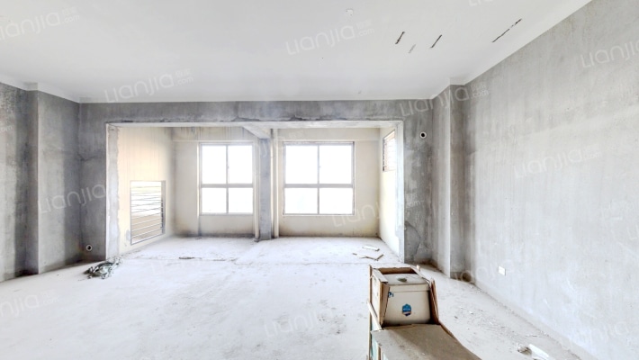 世茂海滨花园B4区二手房实景图