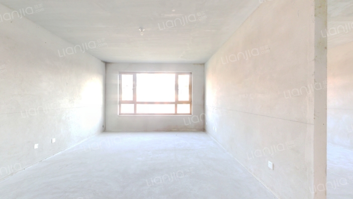 亚泰山语湖二手房实景图