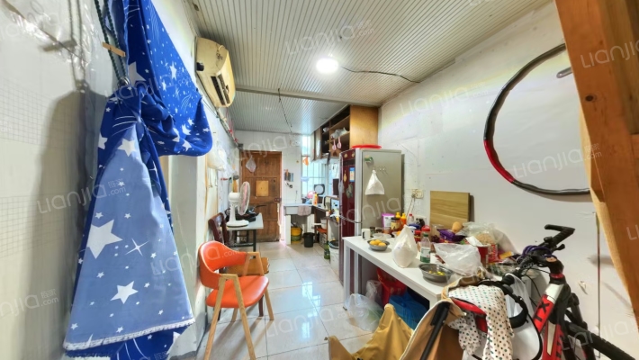 宝城桥弄散盘二手房实景图