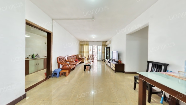 东澳广场二手房实景图