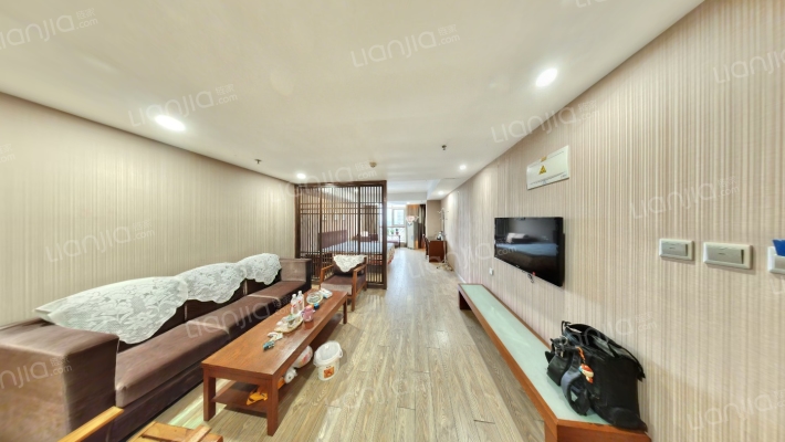 泰华金泰广场二手房实景图