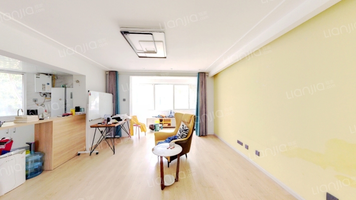 银海国贸花园二手房实景图