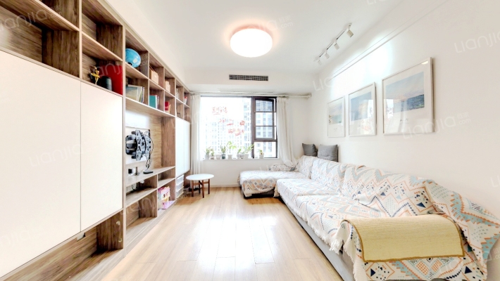 鲁能公馆1区二手房实景图