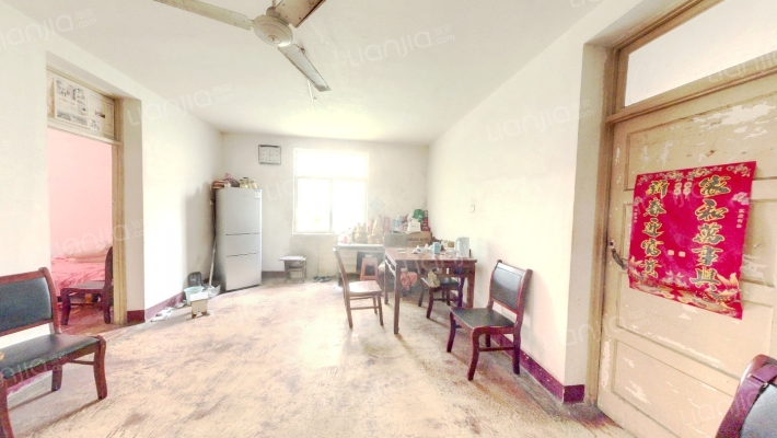 工行宿舍楼二手房实景图