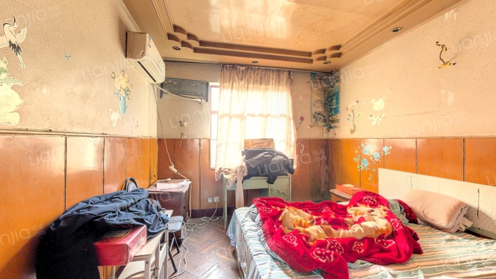 解放路40号二手房实景图