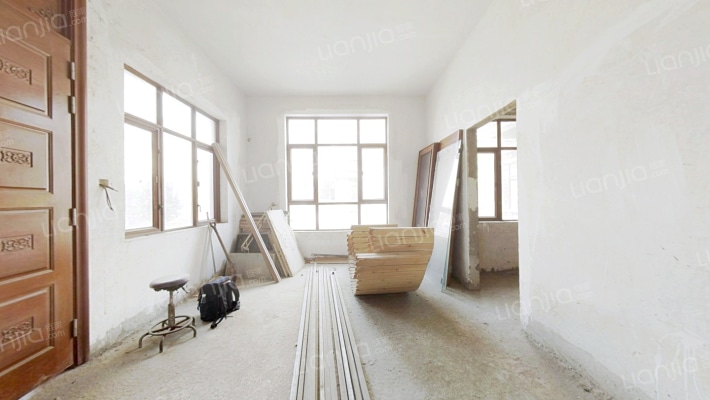 海琴水岸别墅区二手房实景图