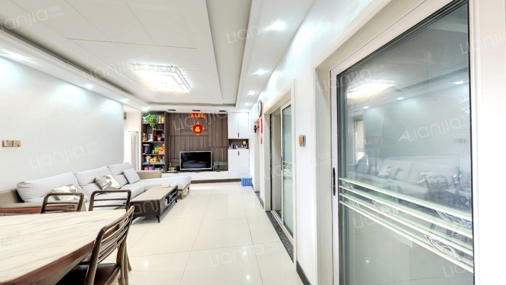 都市华庭北区二手房实景图