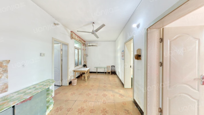 湖南省核工业地质局三0三大队二手房实景图