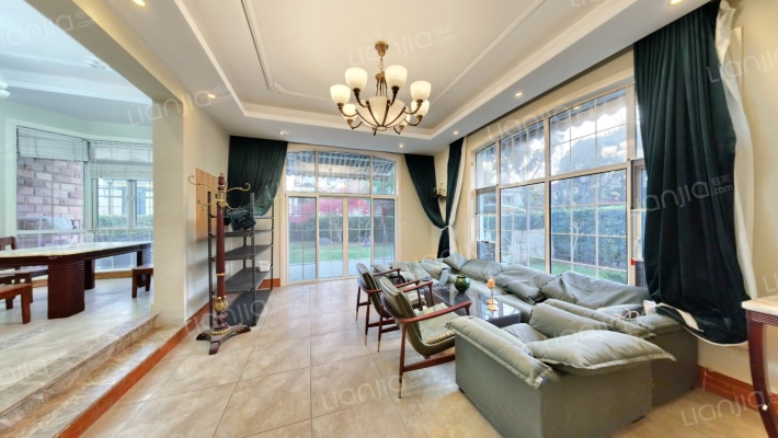 绿波花园别墅二手房实景图