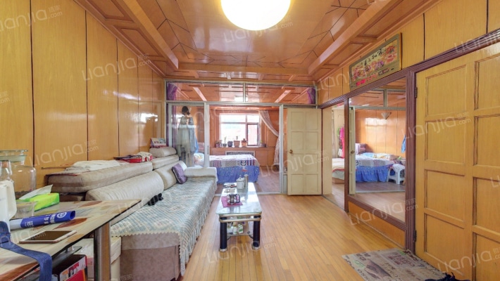 轴百散盘二手房实景图