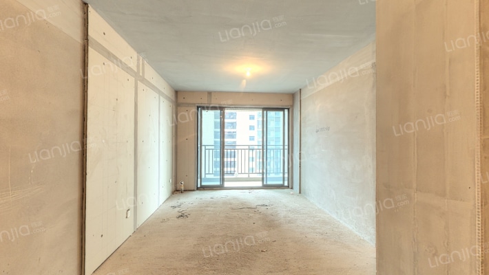 日盛湖湘花苑二手房实景图