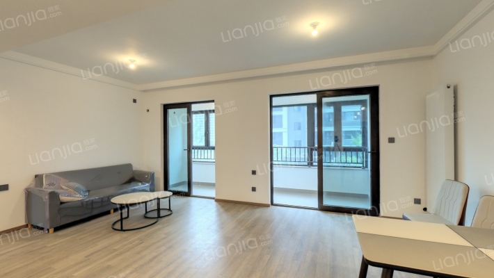 旭辉望樾台二手房实景图