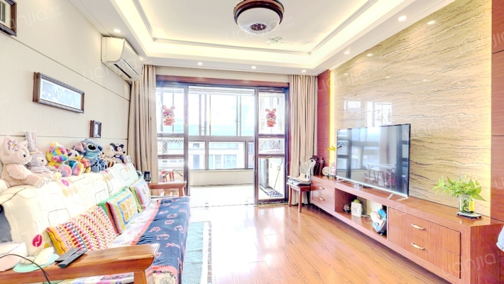 新城昱翠湾二手房实景图