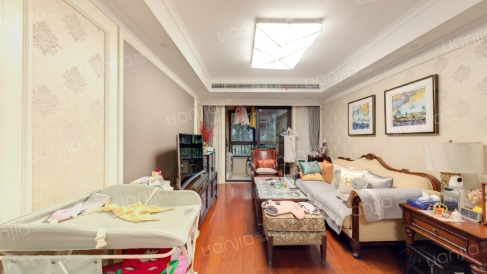 九龙仓兰廷二手房实景图