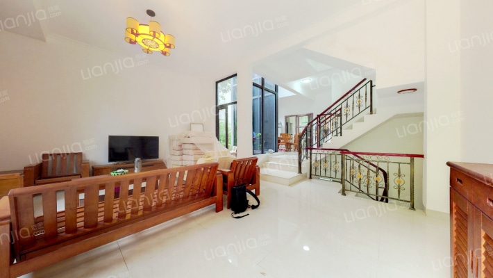 海伦堡六期二手房实景图