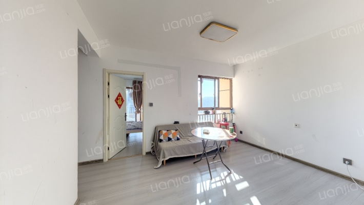 乐江名庭二手房实景图