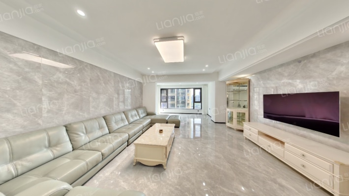 万泽云顶香蜜湖二手房实景图