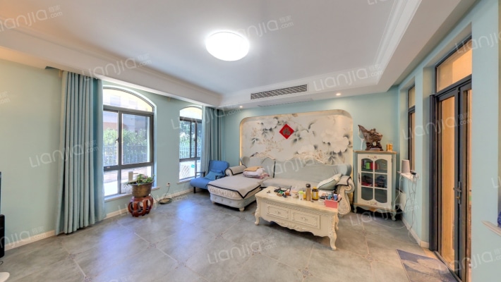 圣芭芭拉二手房实景图