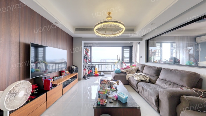 盛邦领地二手房实景图