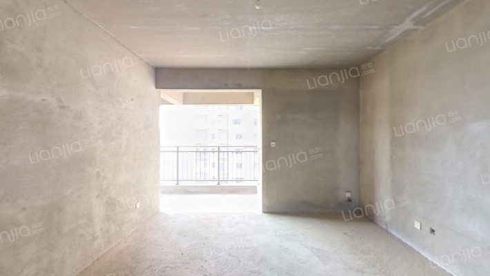 西高皇隆兴居二手房实景图