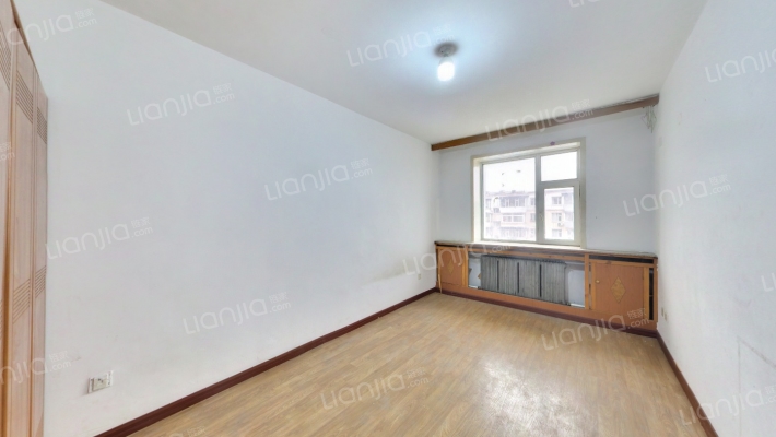 万鑫花园南区二手房实景图