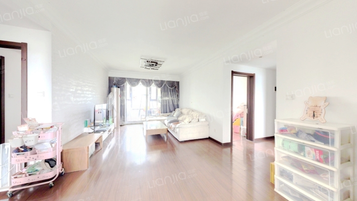 万科城二手房实景图