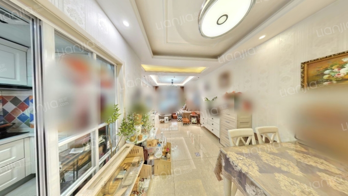 保利东郡律园二手房实景图