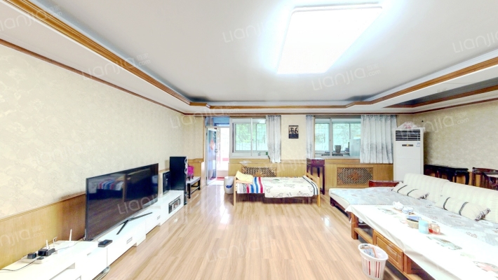 雅荷花园二手房实景图