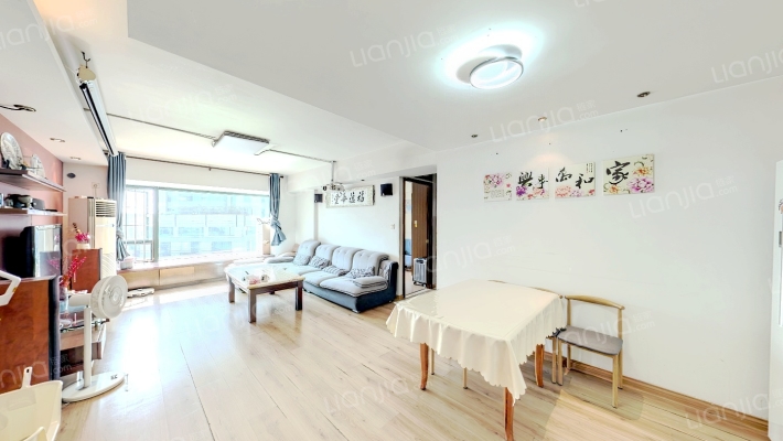 东方时代广场二手房实景图