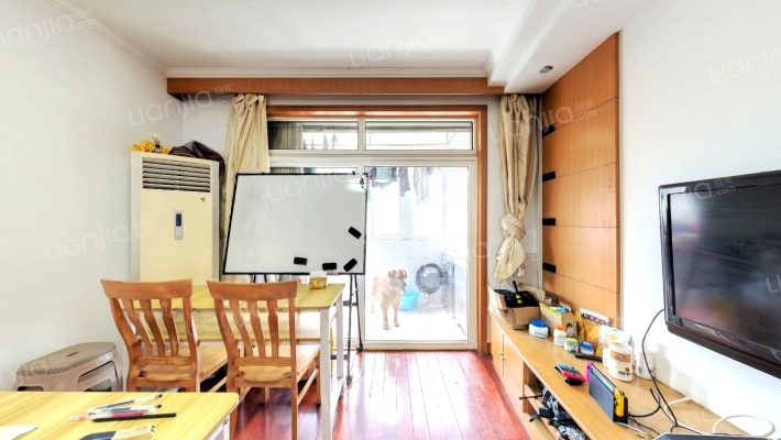 时代阳光小区东区二手房实景图