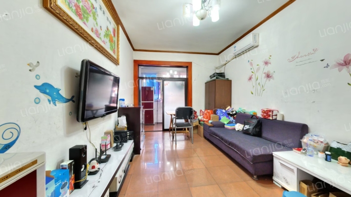 中道街52号院二手房实景图