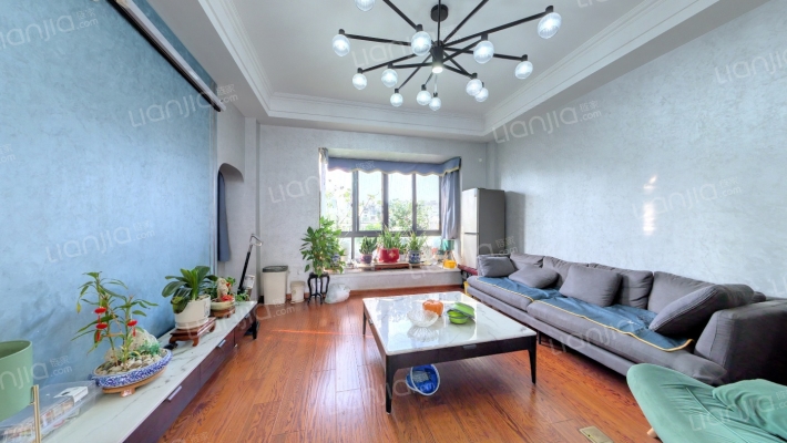 中天金海岸俊仕苑二手房实景图