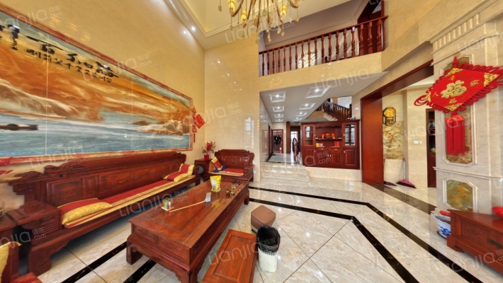 元一高尔夫别墅二期二手房实景图