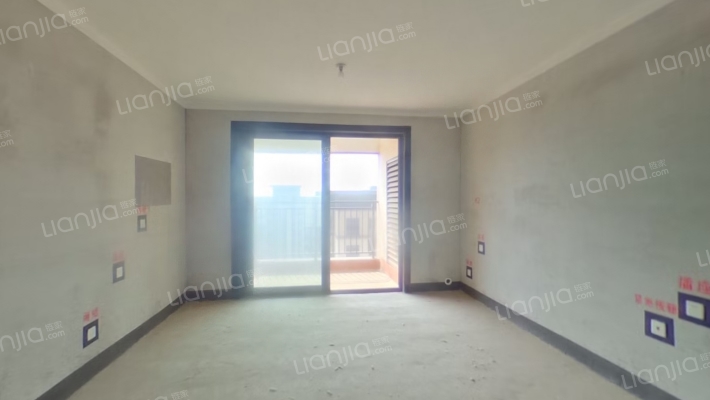 建业迎宾上院北苑二手房实景图