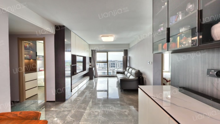 天保九如品筑体仁轩二手房实景图