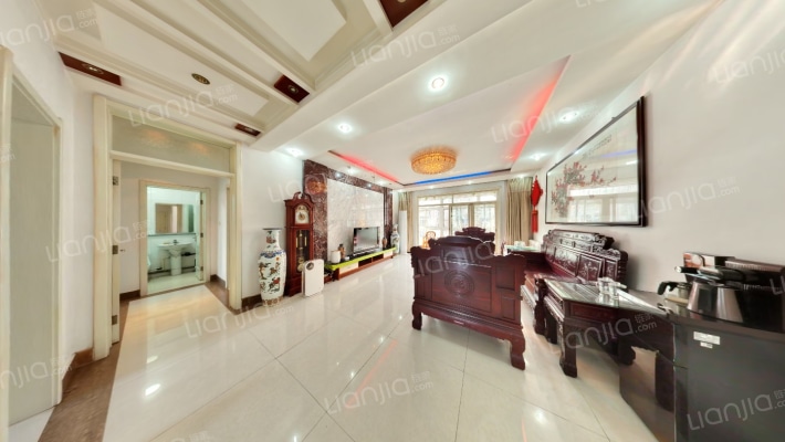 汇富苑小区二手房实景图