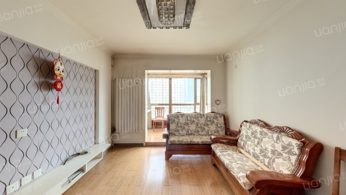 万盛名仕佳园二手房实景图